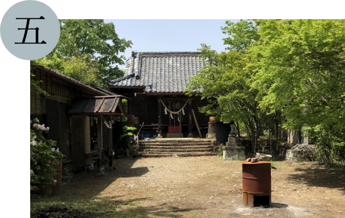 神社正面